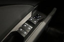 musta Audi Q4 e-tron 2025 kuva 18.