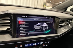 musta Audi Q4 e-tron 2025 kuva 25.