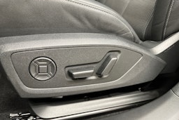 musta Audi Q4 e-tron 2025 kuva 30.