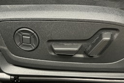 musta Audi Q4 e-tron 2025 kuva 17.