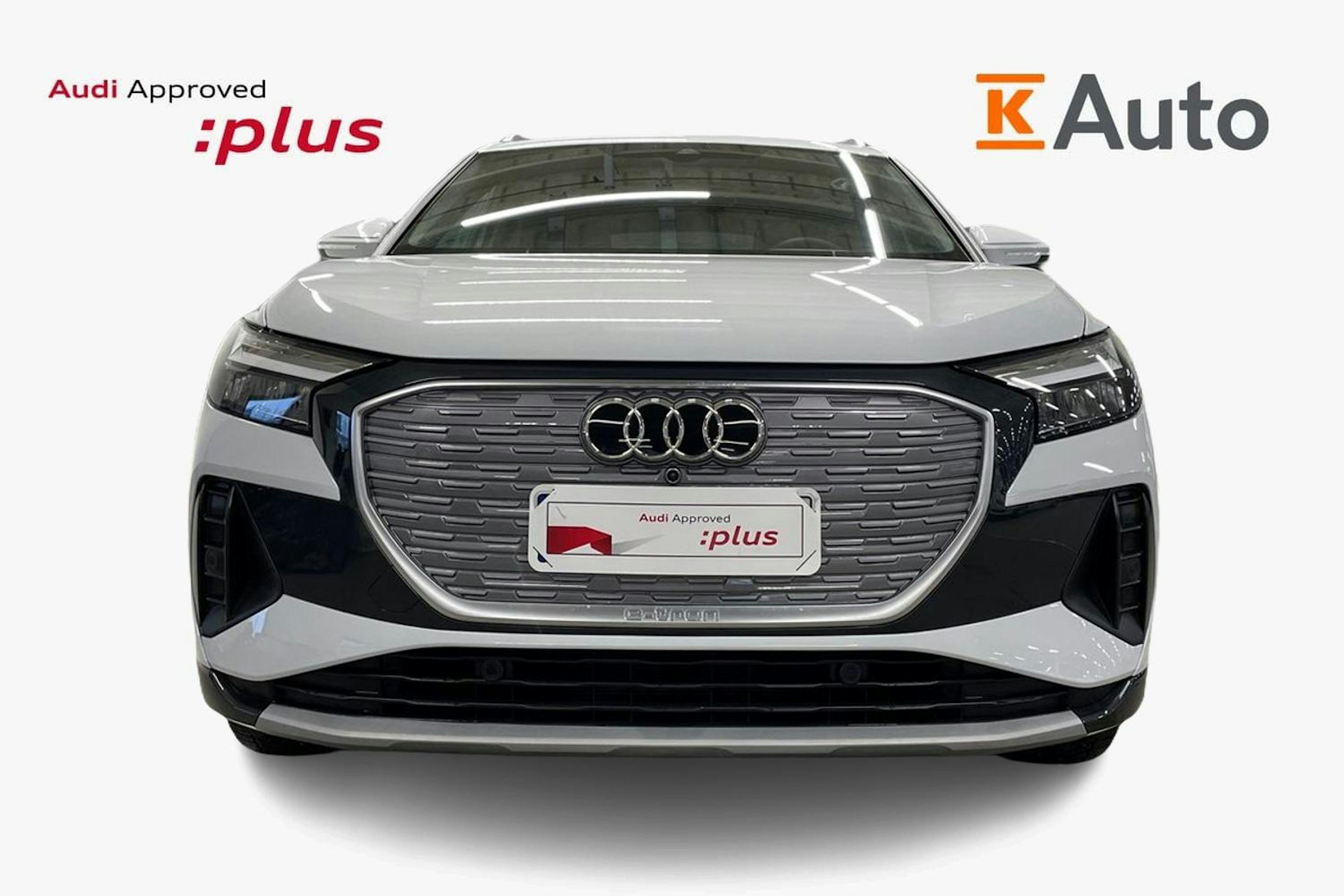 valkoinen Audi Q4 e-tron 2025 kuva 5.