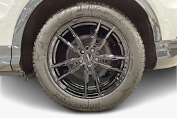 valkoinen Audi Q4 e-tron 2025 kuva 11.