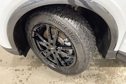 valkoinen Audi Q4 e-tron 2025 kuva 12.