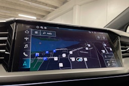 valkoinen Audi Q4 e-tron 2025 kuva 20.