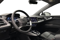 harmaa Audi Q4 e-tron 2025 kuva 6.
