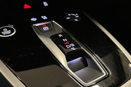 harmaa Audi Q4 e-tron 2025 kuva 29.