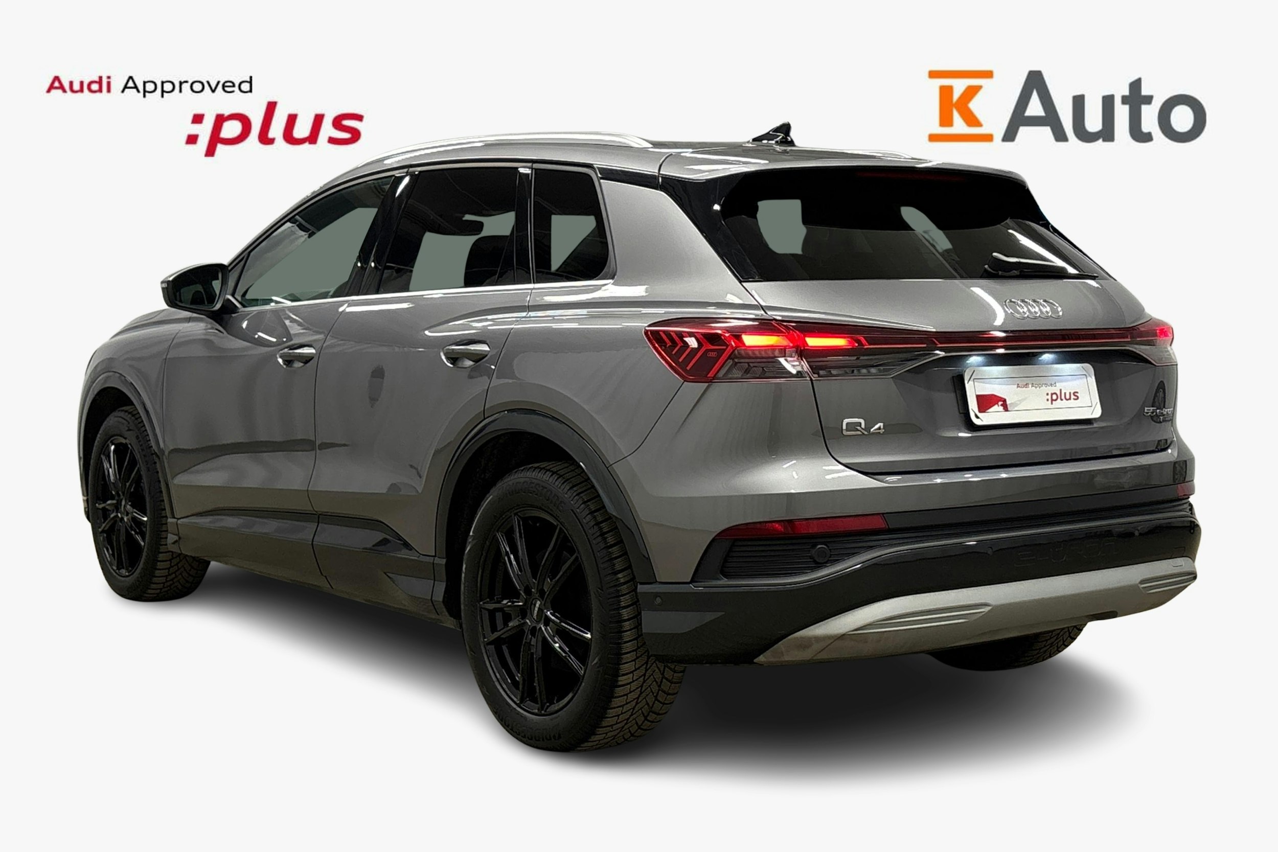 harmaa Audi Q4 e-tron 2025 kuva 2.