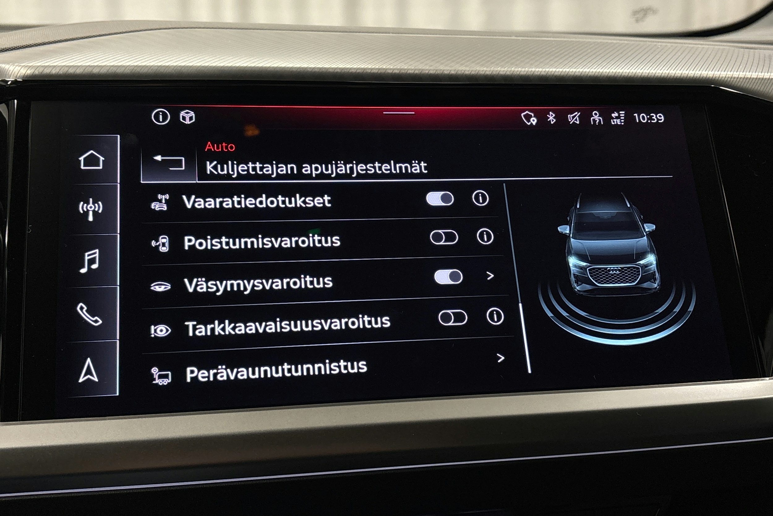 harmaa Audi Q4 e-tron 2025 kuva 28.