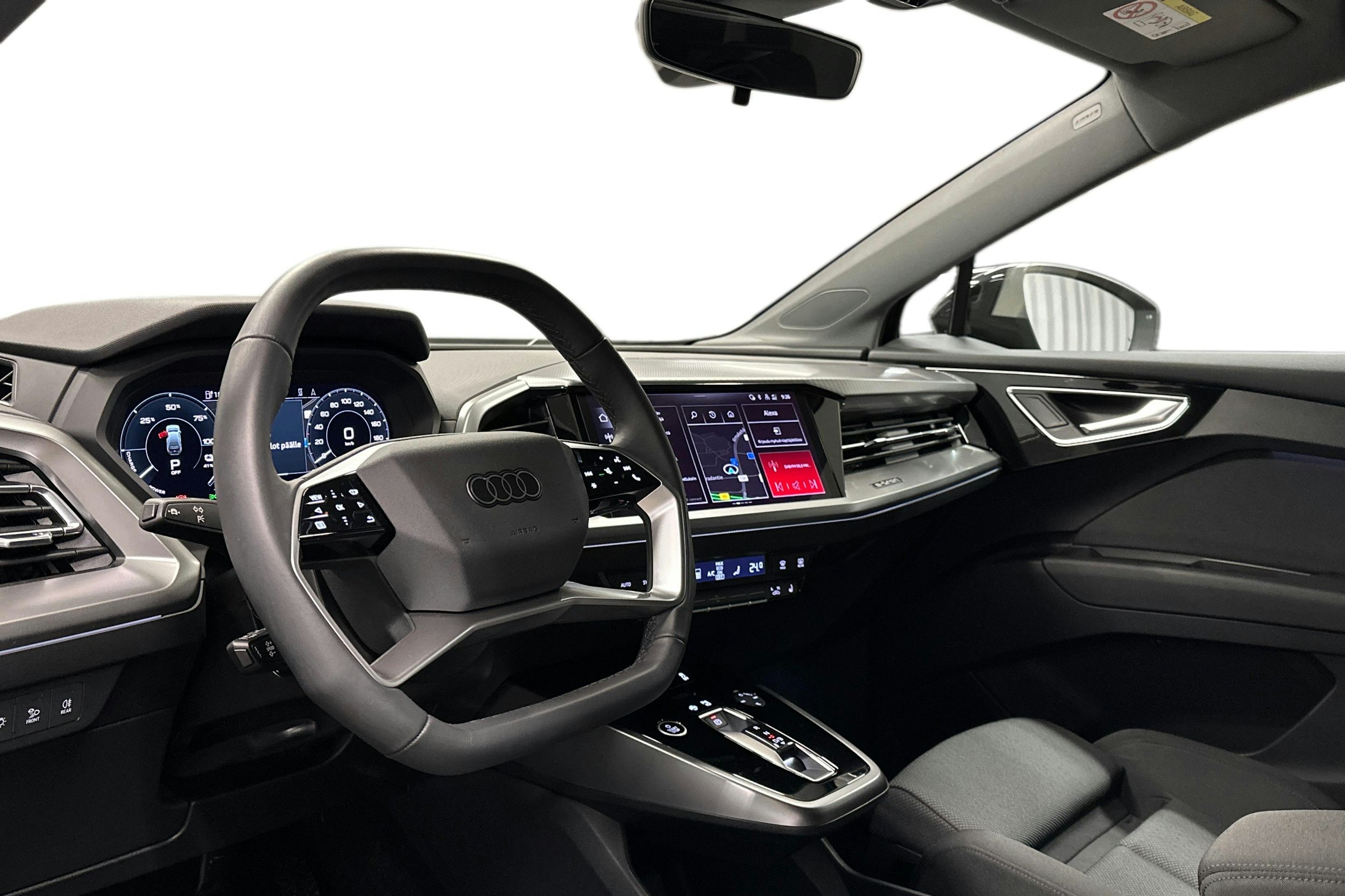 musta Audi Q4 e-tron 2025 kuva 7.