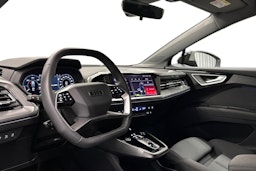 musta Audi Q4 e-tron 2025 kuva 7.