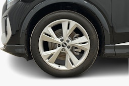 musta Audi Q4 e-tron 2025 kuva 11.