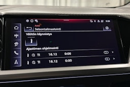 musta Audi Q4 e-tron 2025 kuva 27.