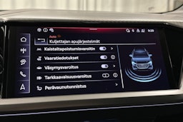 musta Audi Q4 e-tron 2025 kuva 30.