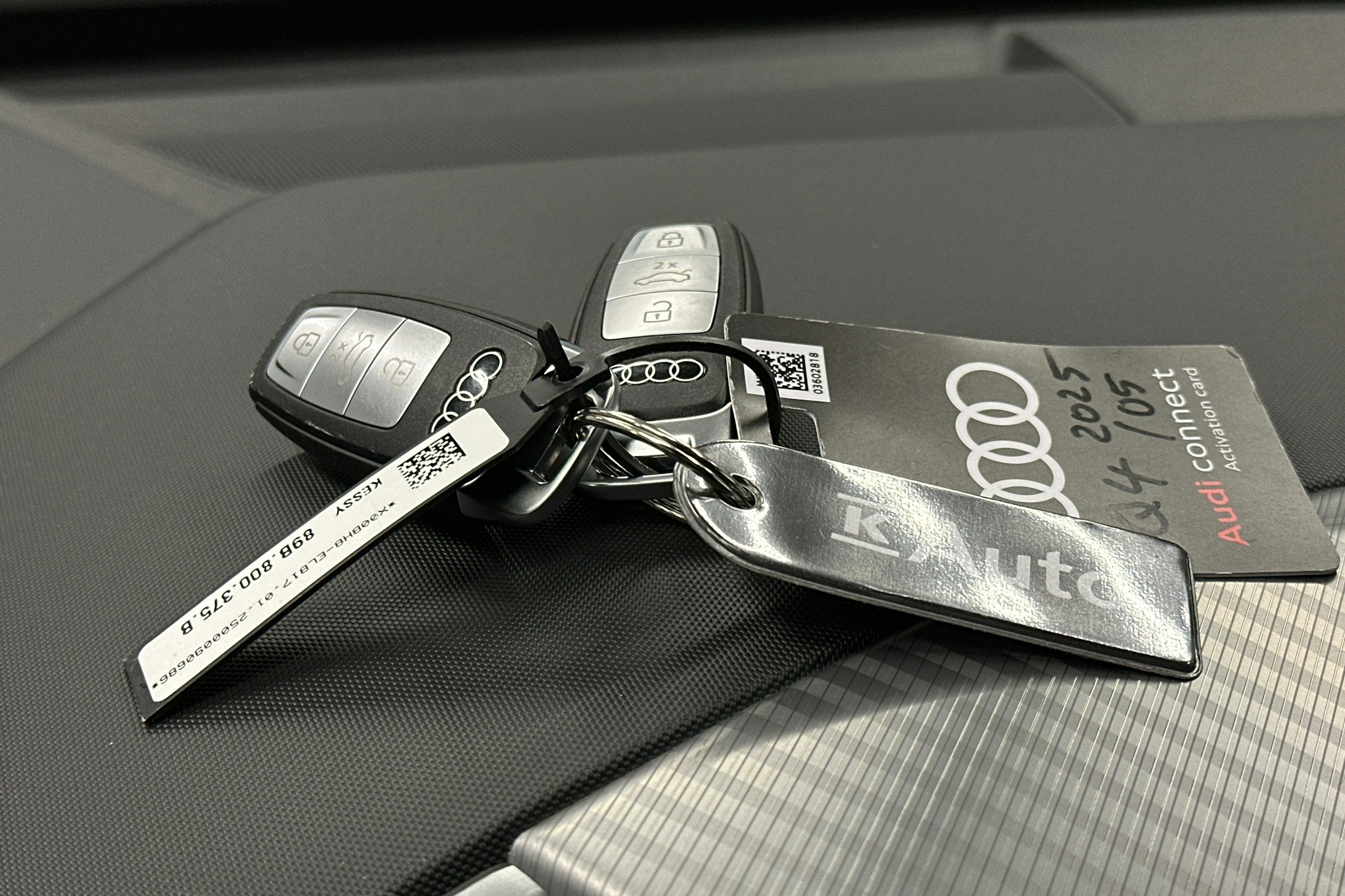 musta Audi Q4 e-tron 2025 kuva 35.