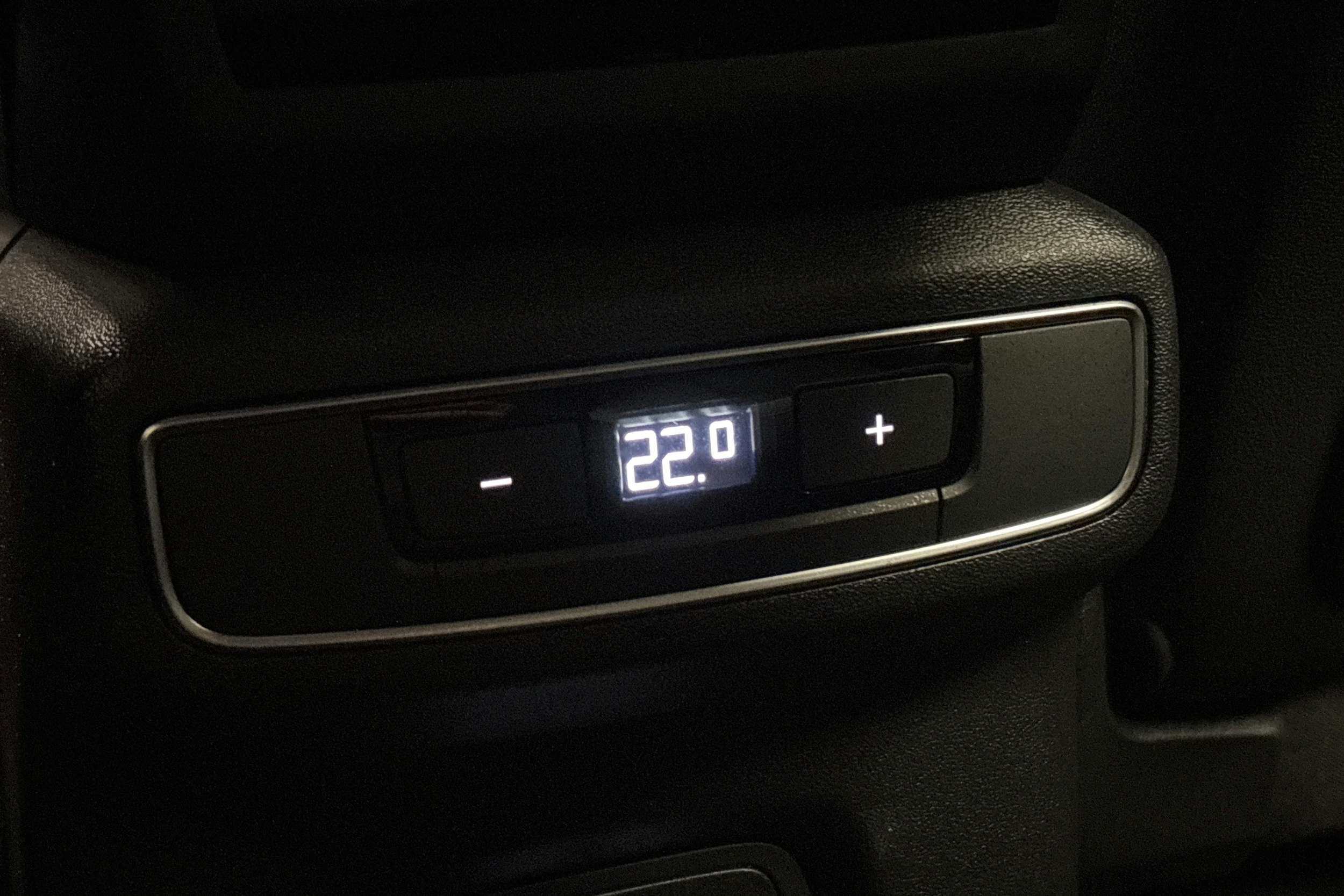 musta Audi Q4 e-tron 2025 kuva 16.