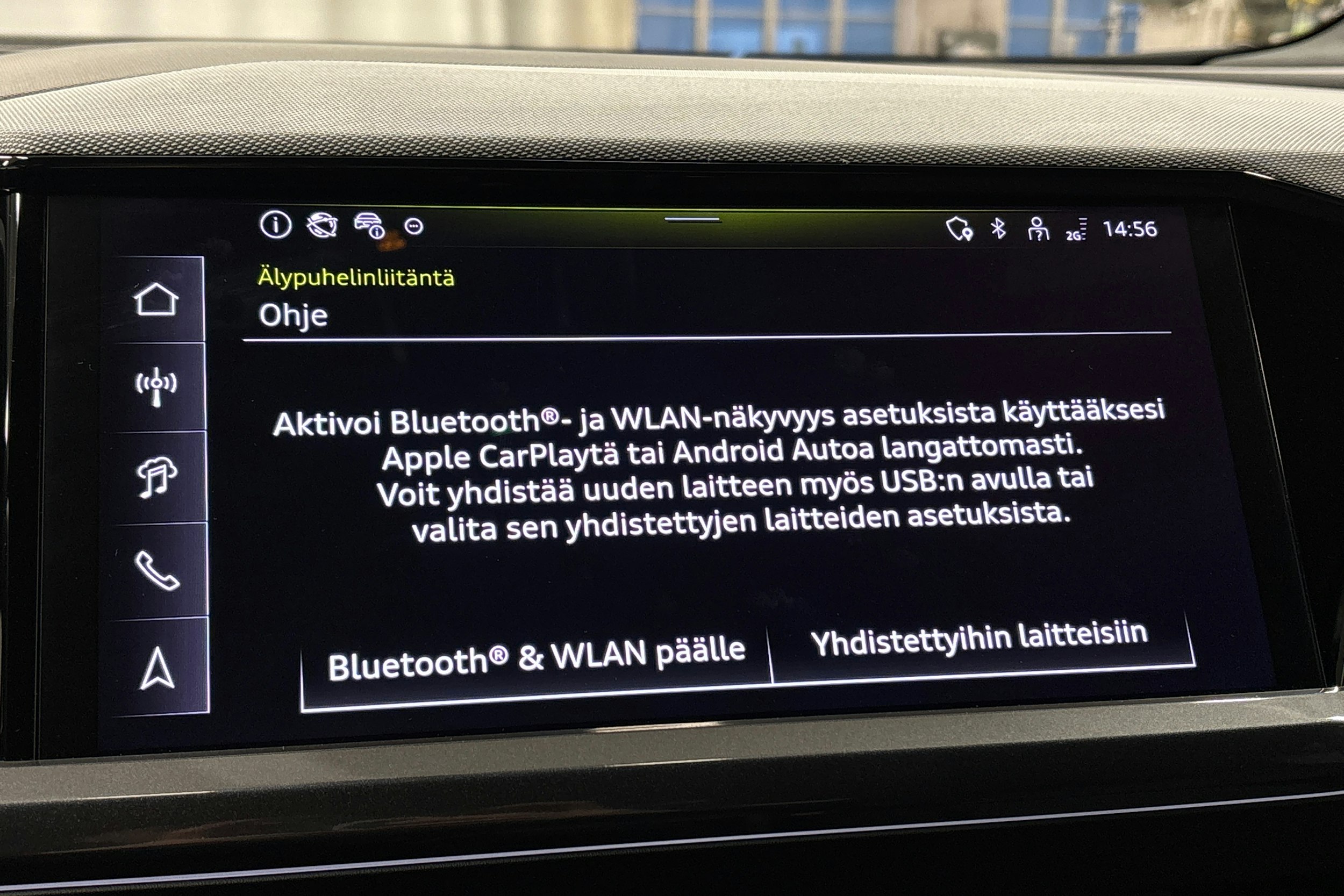 musta Audi Q4 e-tron 2025 kuva 27.