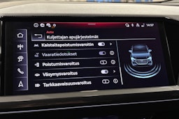 musta Audi Q4 e-tron 2025 kuva 31.