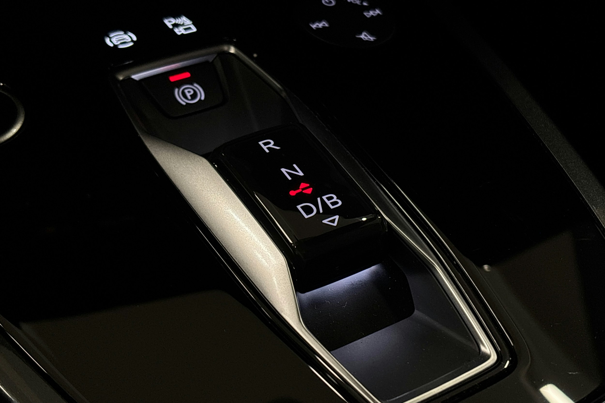 musta Audi Q4 e-tron 2025 kuva 35.