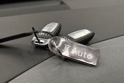 musta Audi Q4 e-tron 2025 kuva 38.