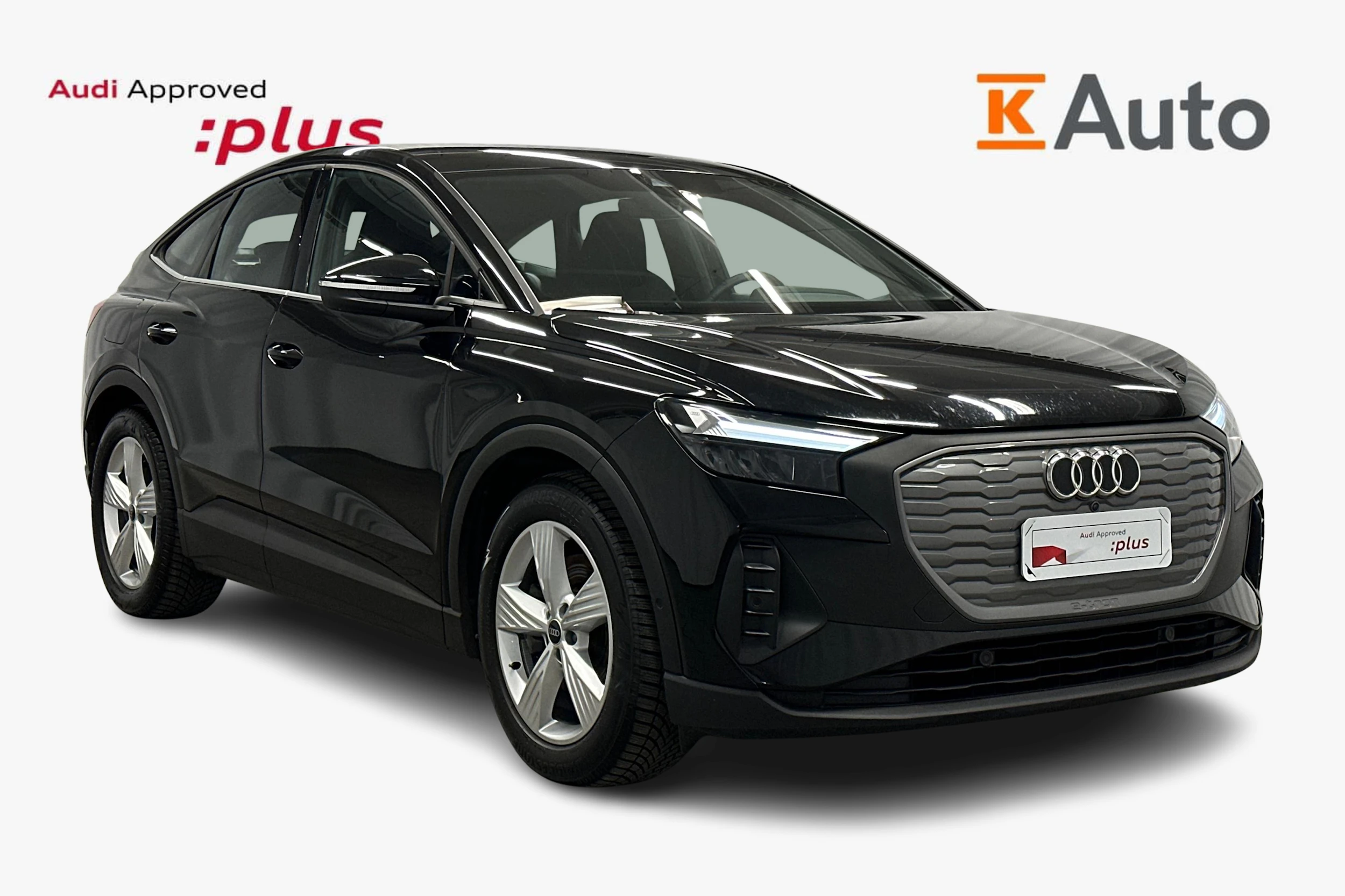 musta Audi Q4 e-tron 2025 kuva 1.