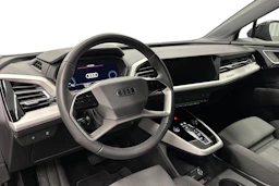 musta Audi Q4 e-tron 2025 kuva 6.