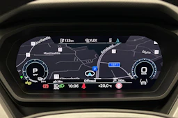 musta Audi Q4 e-tron 2025 kuva 13.