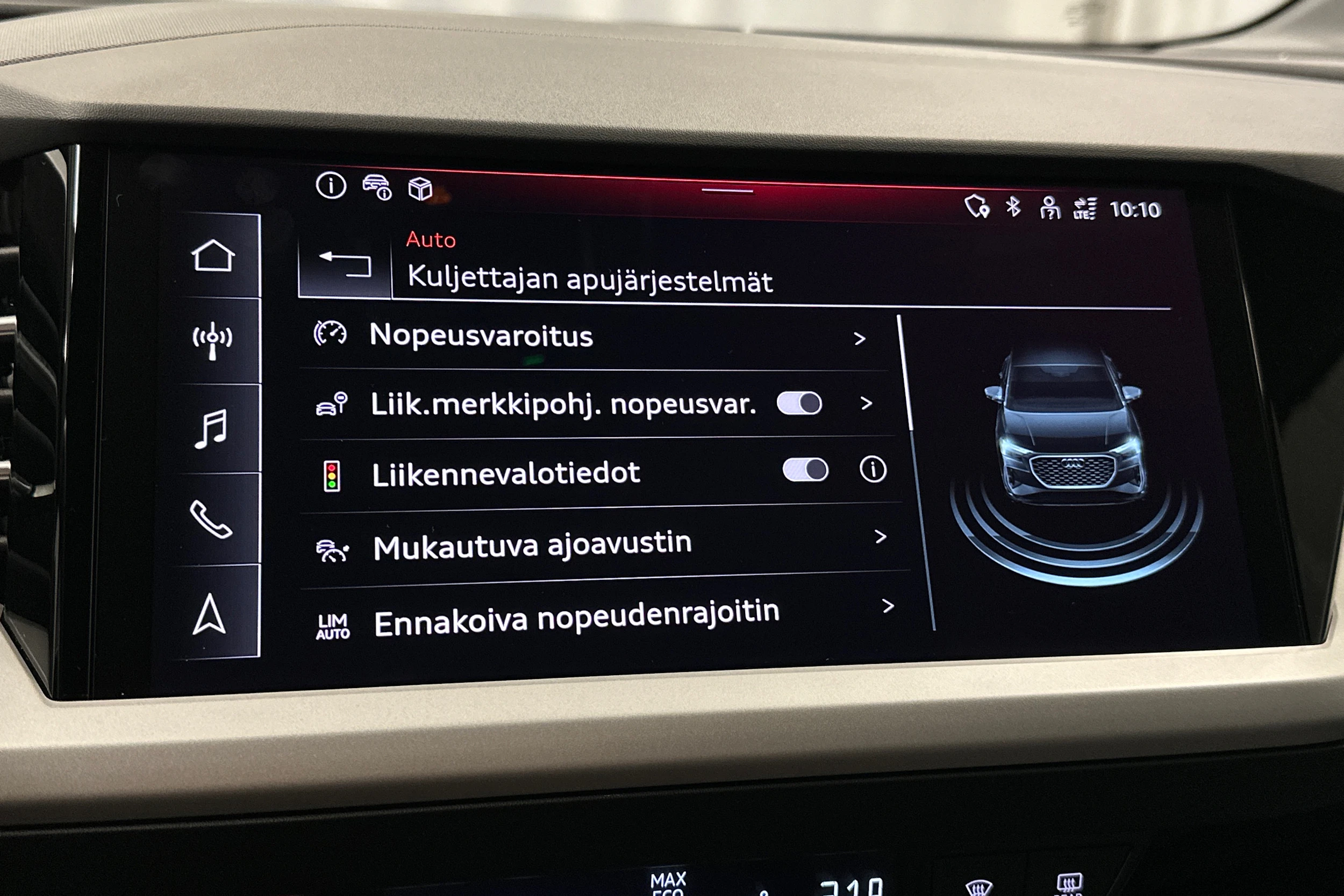 musta Audi Q4 e-tron 2025 kuva 27.