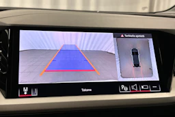 musta Audi Q4 e-tron 2025 kuva 30.