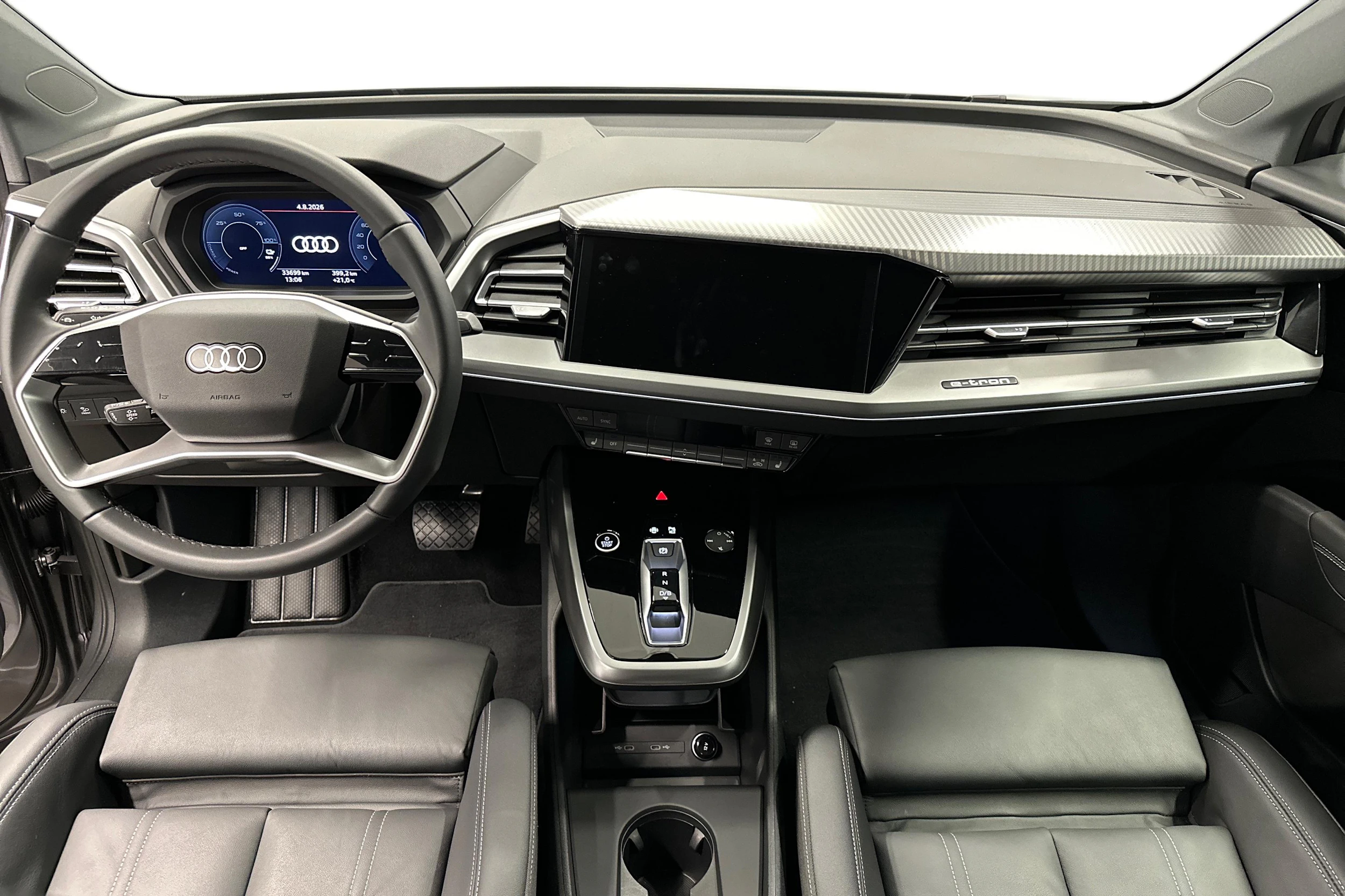harmaa Audi Q4 e-tron 2025 kuva 7.