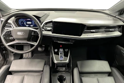 harmaa Audi Q4 e-tron 2025 kuva 7.