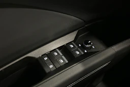 harmaa Audi Q4 e-tron 2025 kuva 15.