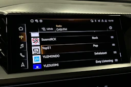 harmaa Audi Q4 e-tron 2025 kuva 19.