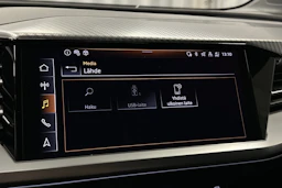 harmaa Audi Q4 e-tron 2025 kuva 20.