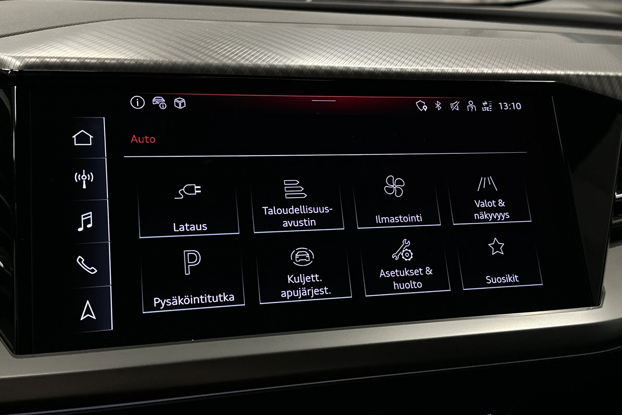 harmaa Audi Q4 e-tron 2025 kuva 24.