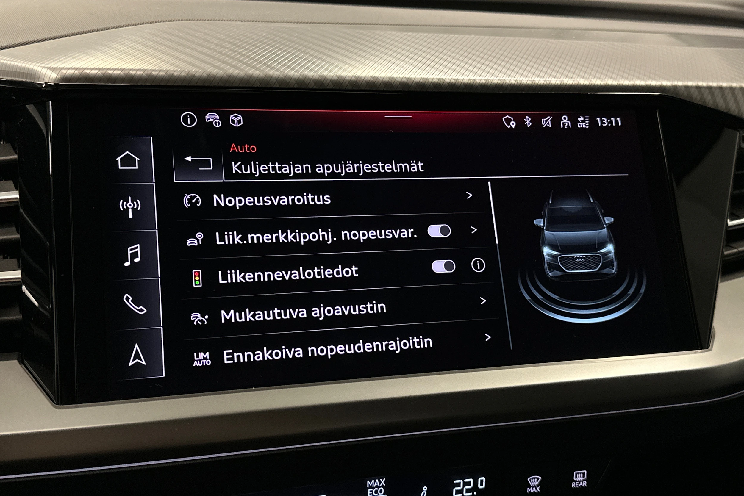 harmaa Audi Q4 e-tron 2025 kuva 26.