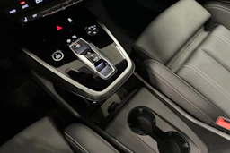 harmaa Audi Q4 e-tron 2025 kuva 31.