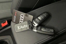 harmaa Audi Q4 e-tron 2025 kuva 35.