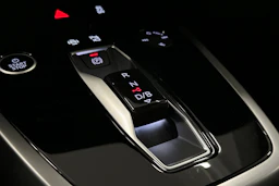 hopea Audi Q4 e-tron 2025 kuva 28.