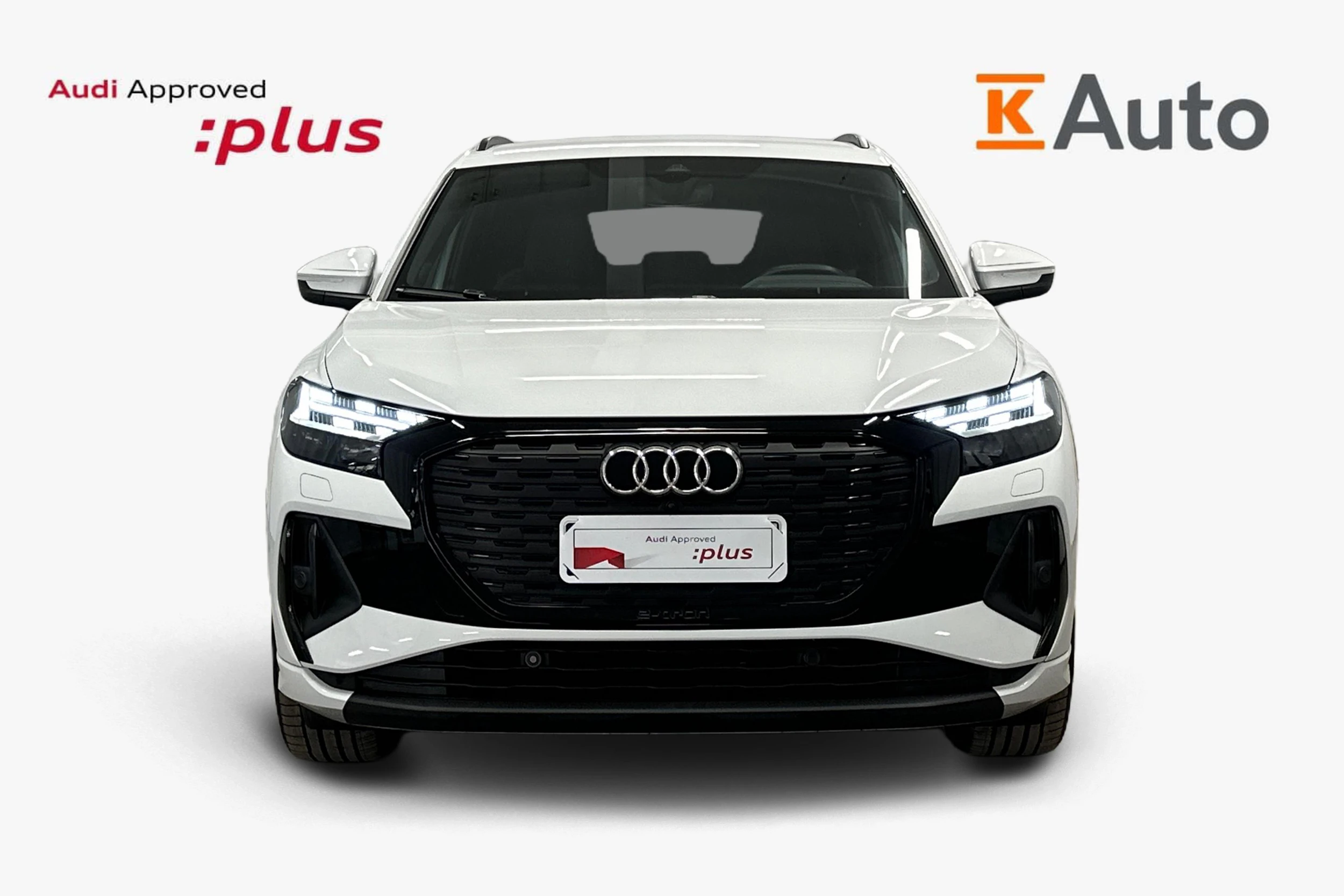 valkoinen Audi Q4 e-tron 2025 kuva 4.