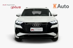 valkoinen Audi Q4 e-tron 2025 kuva 4.