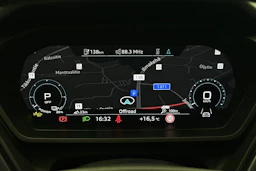 valkoinen Audi Q4 e-tron 2025 kuva 22.