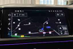 valkoinen Audi Q4 e-tron 2025 kuva 23.