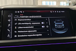 valkoinen Audi Q4 e-tron 2025 kuva 27.