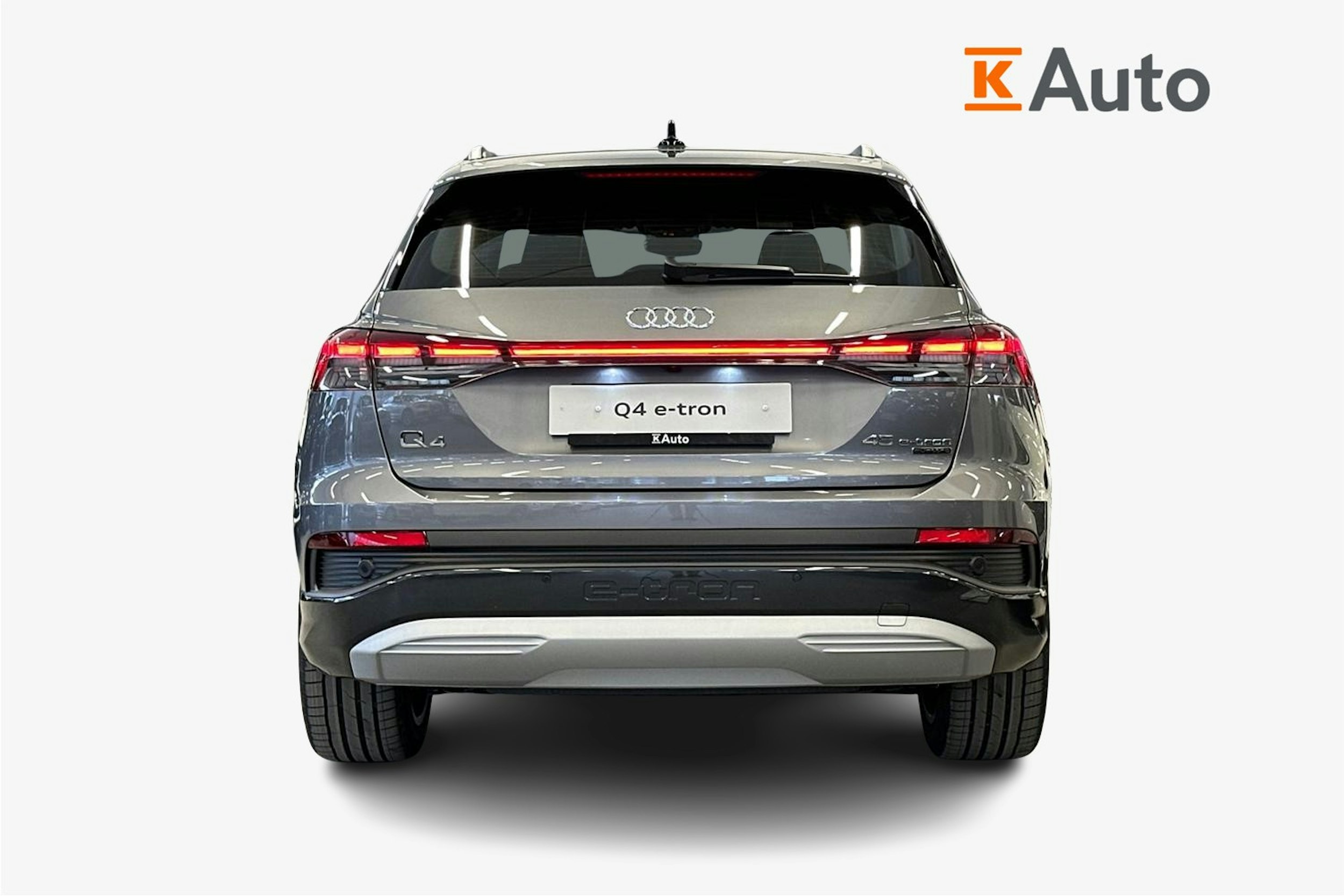 met. harmaa Audi Q4 e-tron 2025 kuva 3.