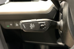 met. harmaa Audi Q4 e-tron 2025 kuva 21.