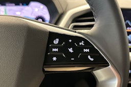 met. harmaa Audi Q4 e-tron 2025 kuva 22.