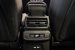 met. musta Audi Q4 e-tron 2025 kuva 11.