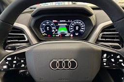 met. musta Audi Q4 e-tron 2025 kuva 20.