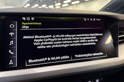 met. musta Audi Q4 e-tron 2025 kuva 23.