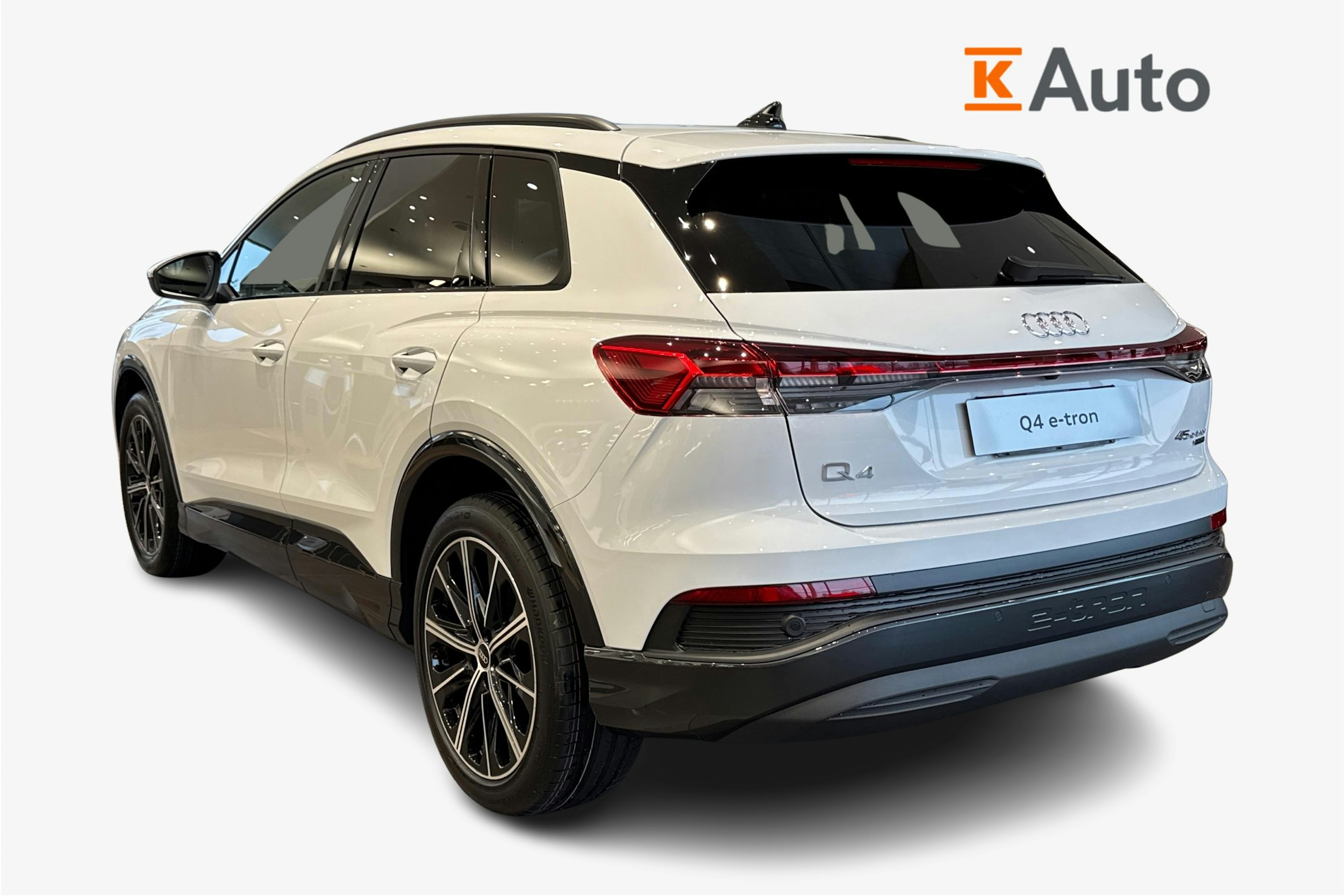 valkoinen Audi Q4 e-tron 2025 kuva 2.